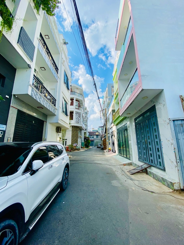 LVQ28- NHÀ 4 TẦNG LÊ VĂN QUỚI- HẺM XE HƠI THÔNG- 104M2- CHỈ 7.X TỶ- NGANG 6M VUÔNG A4 - Ảnh 2